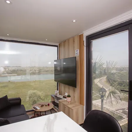 446 Tiny House *