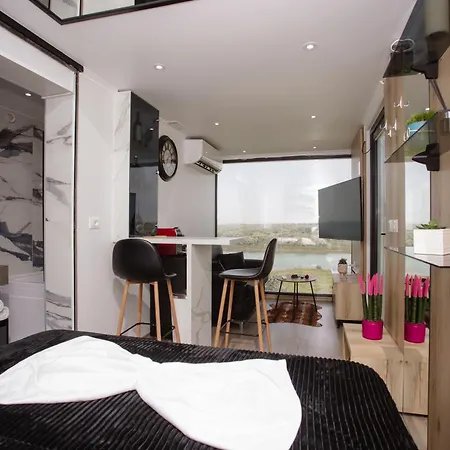 446 Tiny House Široka