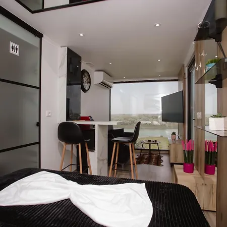 446 Tiny House Villa Široka